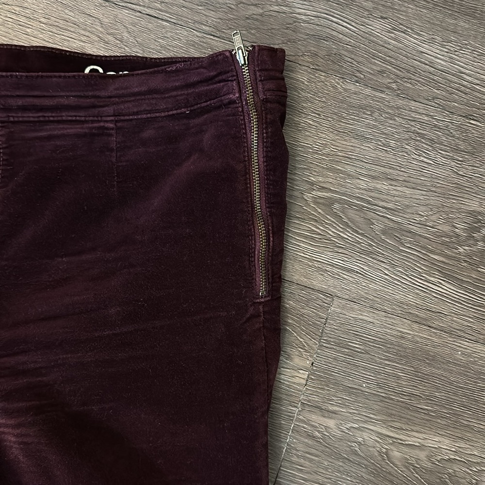 Side Zip Legging - Picture 5 of 6